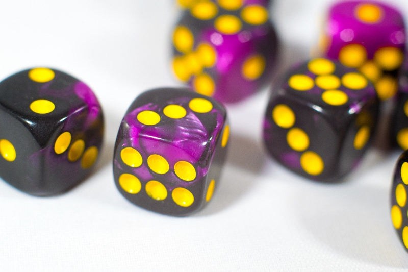 New Royal Purple and Black Dice with Yellow Pips 12mm D6 RPG Dice (10) Yahtzee