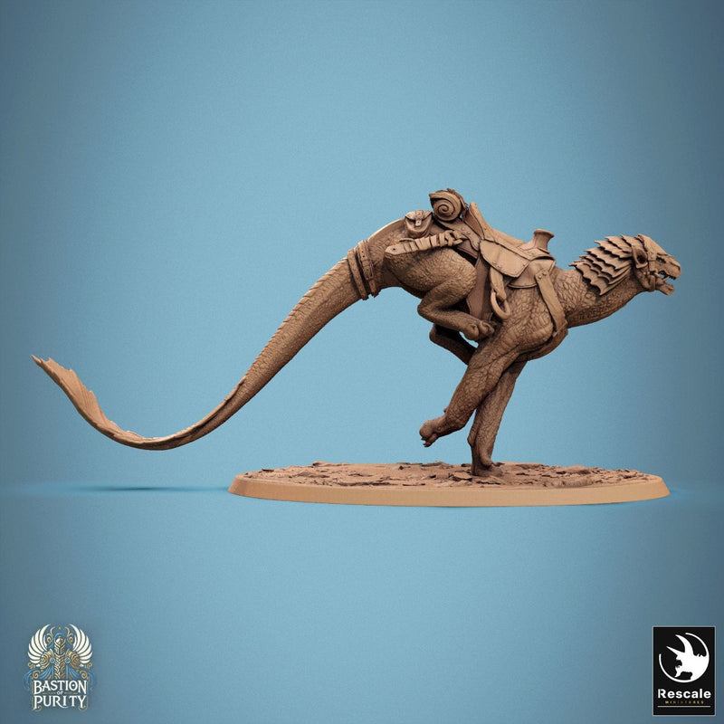 Solaris Panthera - Saddled