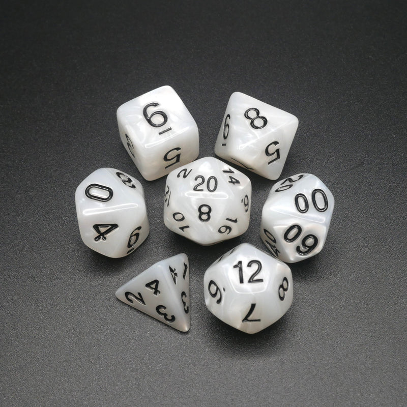 Snowy Owl - 7 Piece DnD Dice Set | Acrylic RPG Gaming Dice